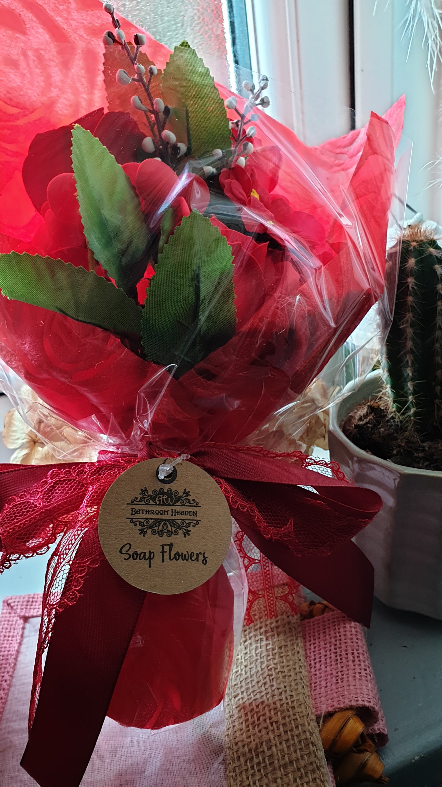 RED BOXED FLOWER SOAP BOUQUET 4 COLOUR CHOICE