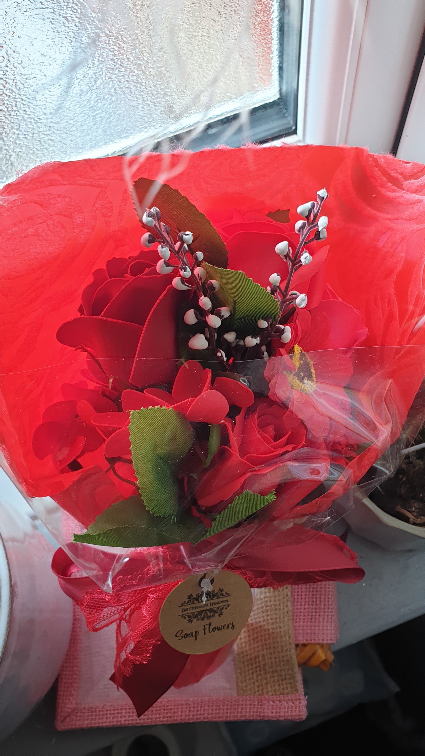 RED BOXED FLOWER SOAP BOUQUET 4 COLOUR CHOICE