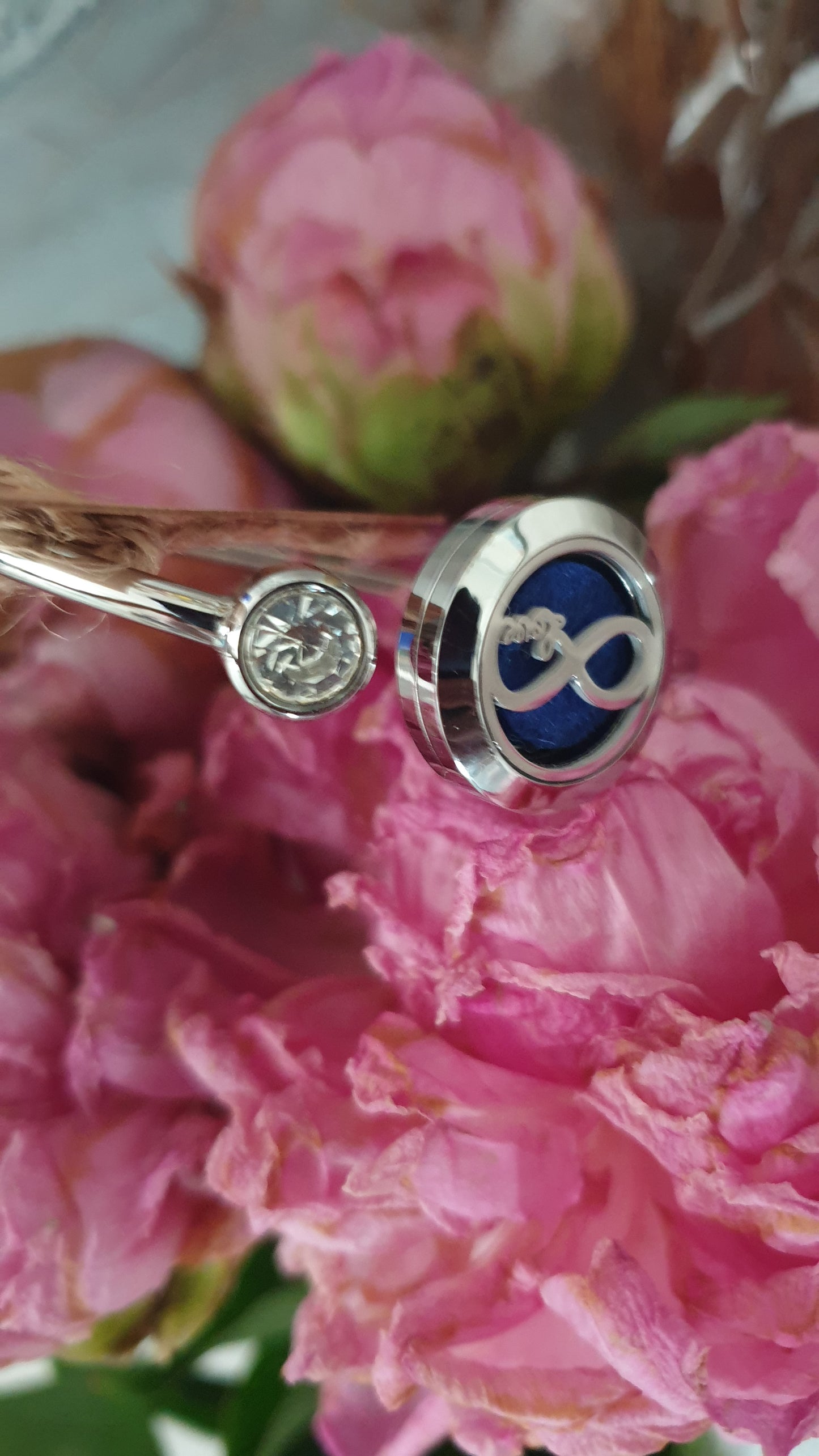 AROMATHERAPY WELLNESS BRACELET