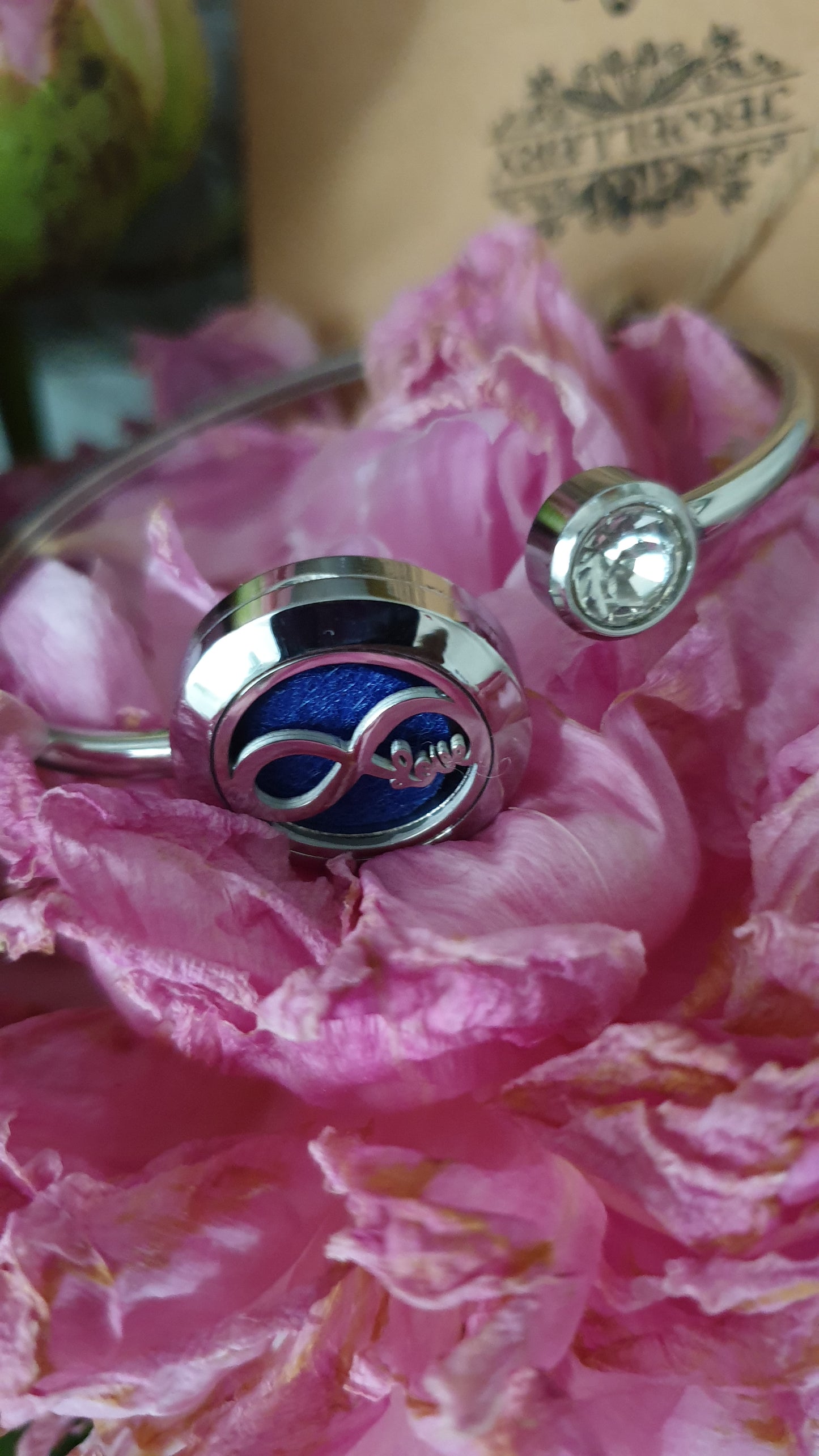AROMATHERAPY WELLNESS BRACELET
