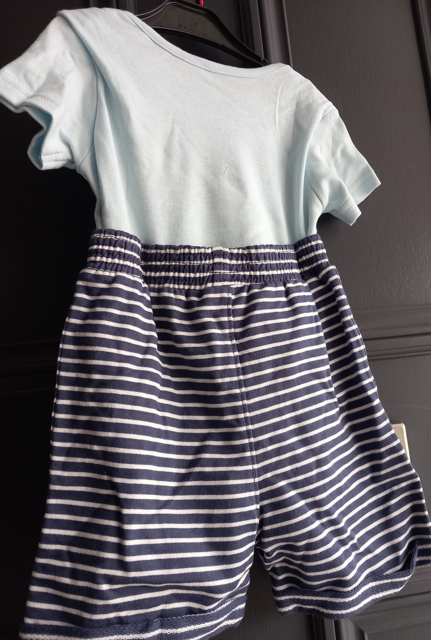 18-24 MTHS BABY BODYSUIT WITH STRIPED SHORTS UNISEX