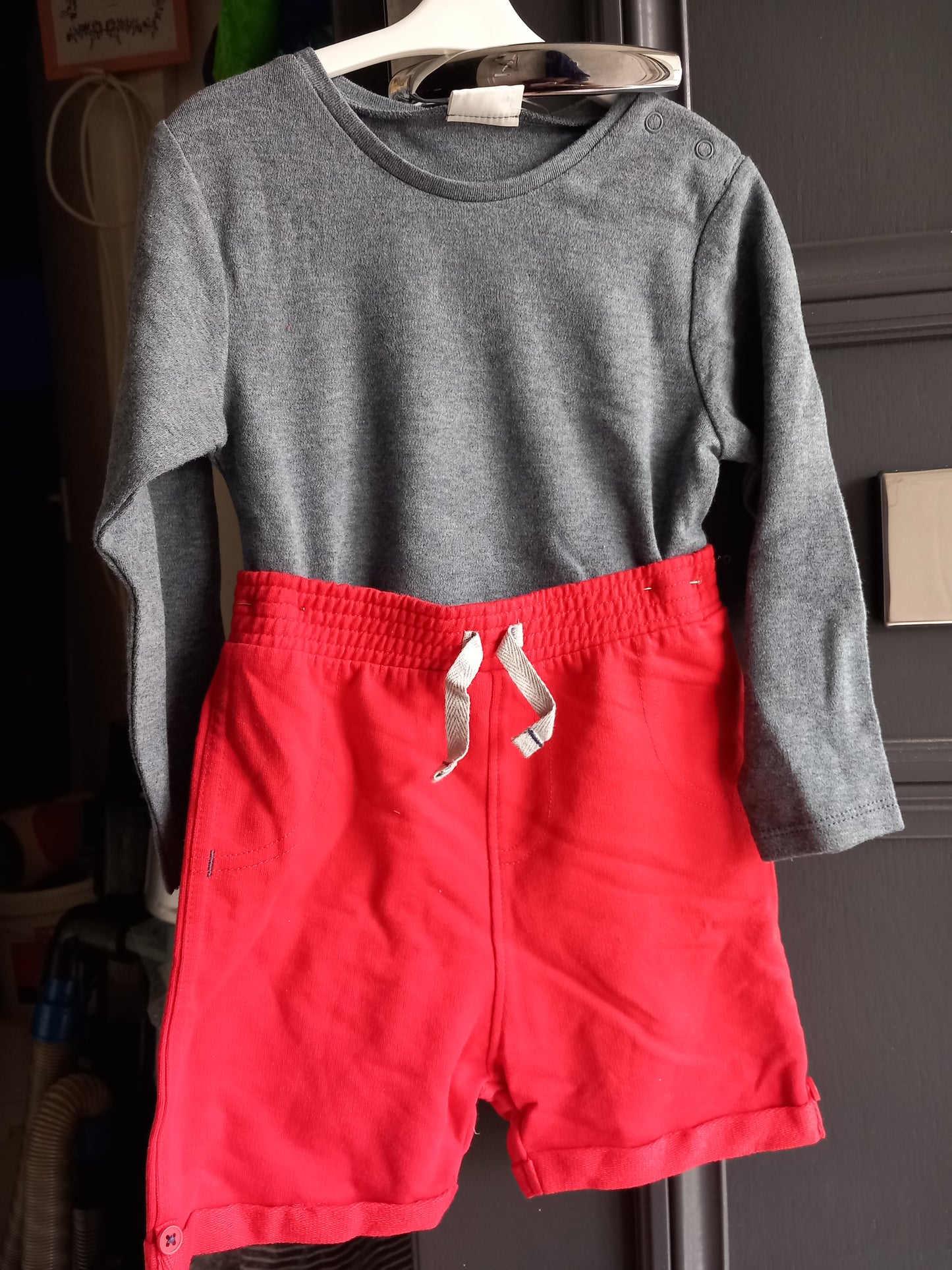 18-24 MTHS BABY BODYSUIT WITH SHORTS UNISEX