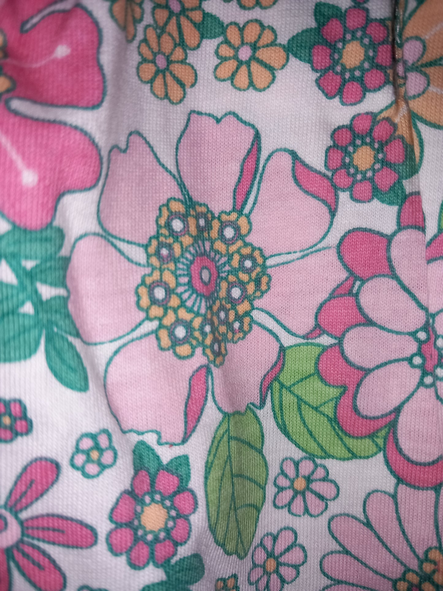 BABY WHITE TRIM NECKLINE FLORAL