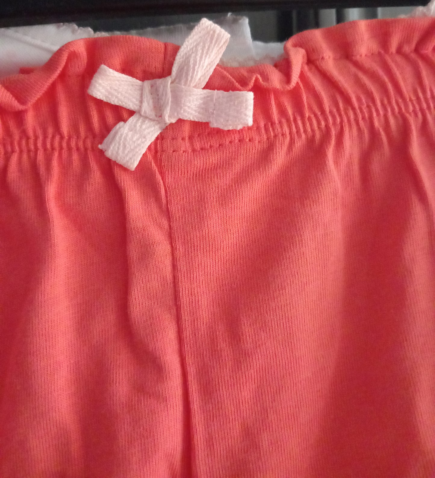 6 MTHS BABY 2 PIECE CREAM EMBROIDERED TOP AND SHORTS