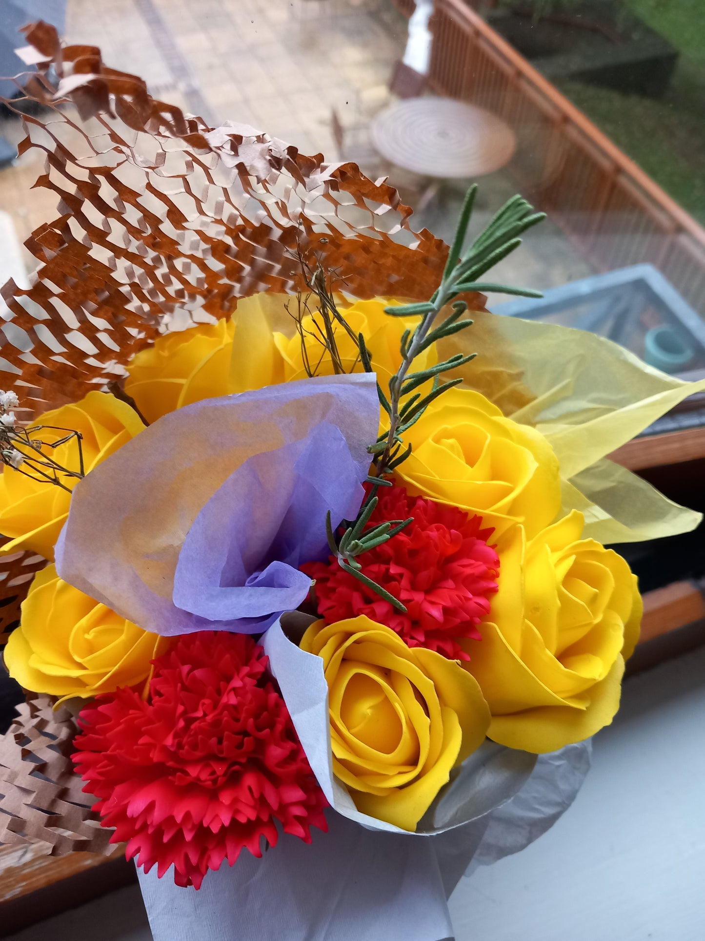 YELLOW RED FLOWER SOAP MIX IN GLASSWARE