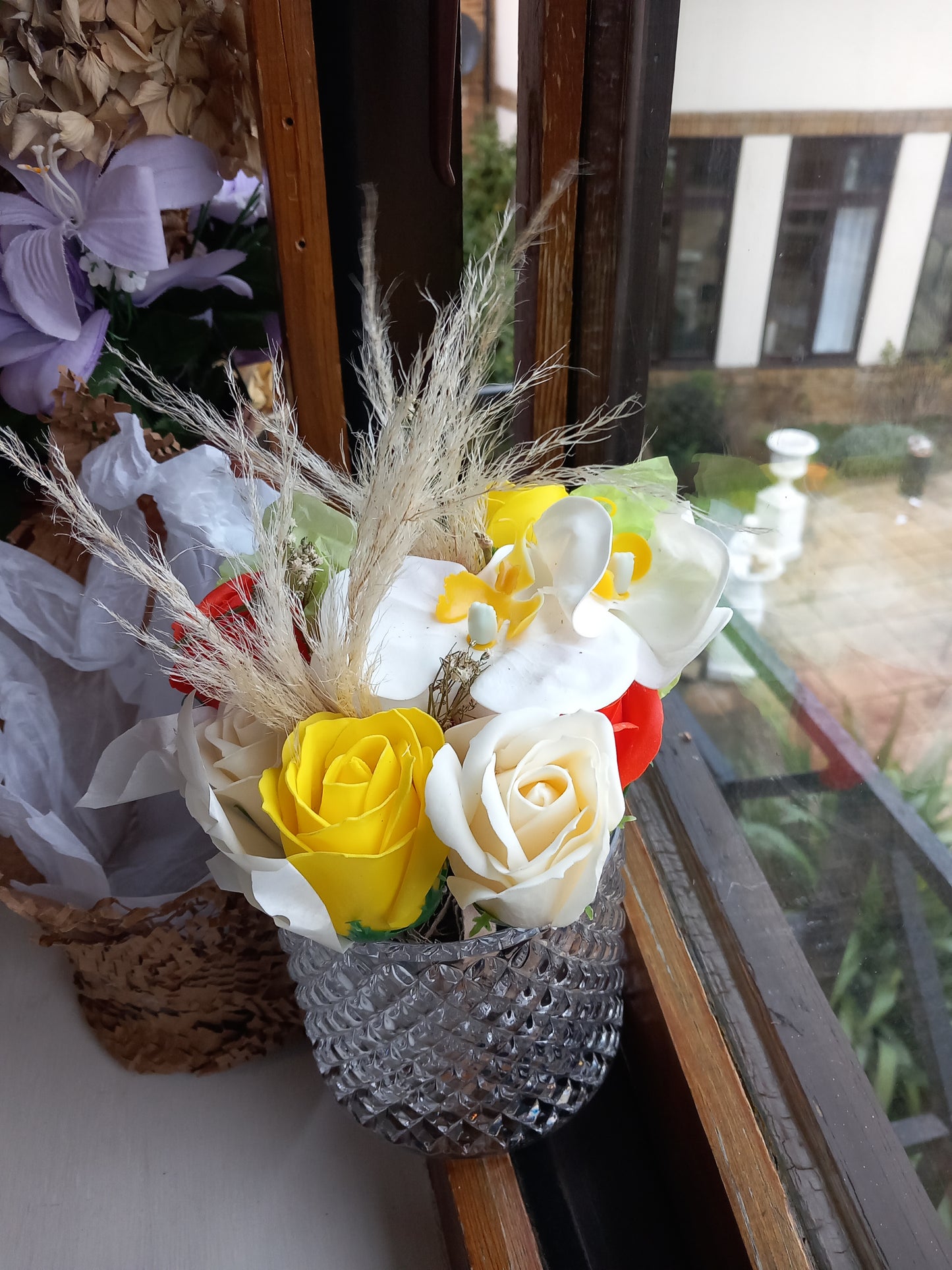 ORCHID ROSES FLOWER SOAP IN GLASSWARE