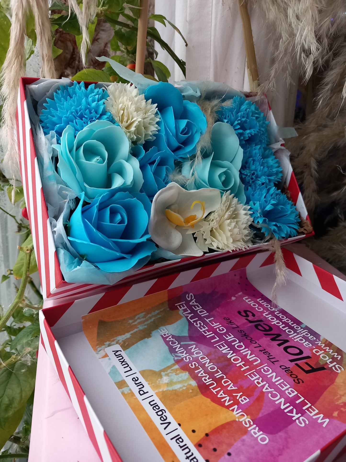 BLUE FLOWER SOAP IN CANDY CANE DISPLAY BOX