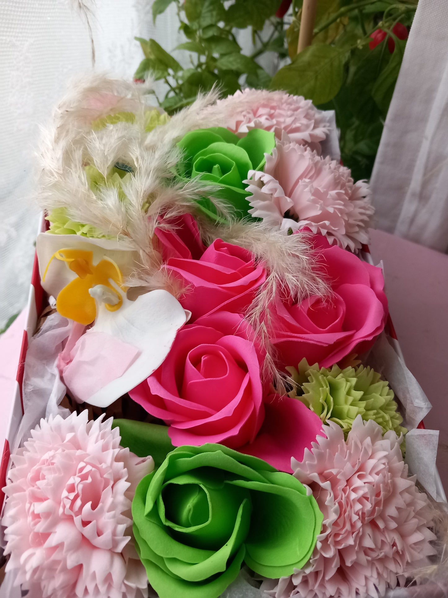 ORCHID MIX FLOWER SOAP IN CANDY CANE DISPLAY BOX
