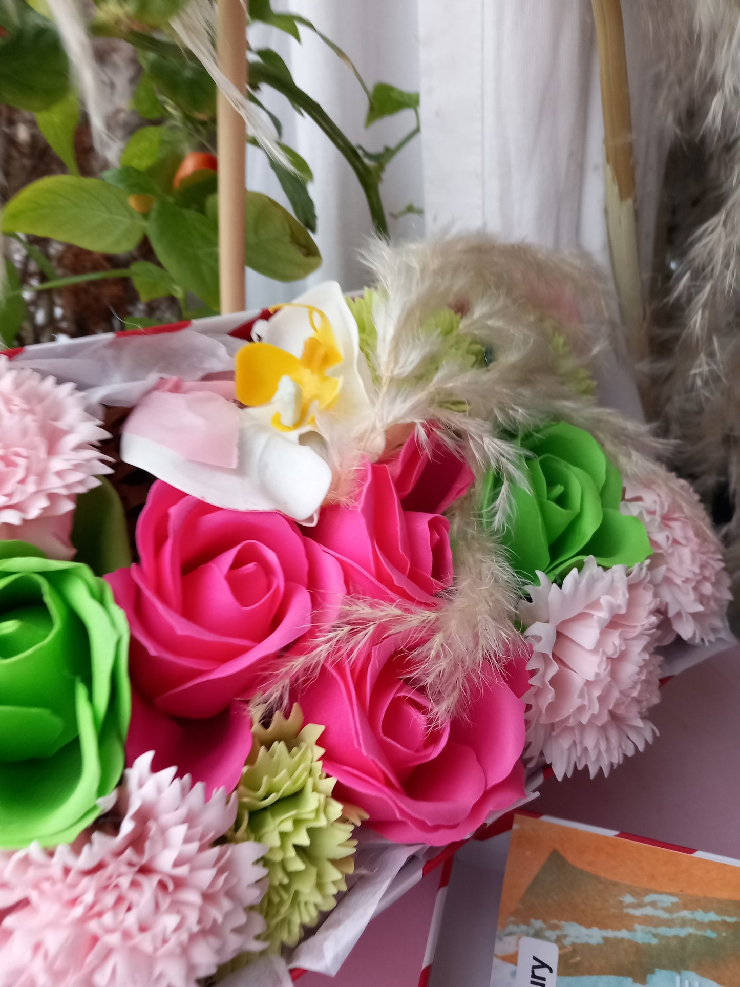 ORCHID MIX FLOWER SOAP IN CANDY CANE DISPLAY BOX