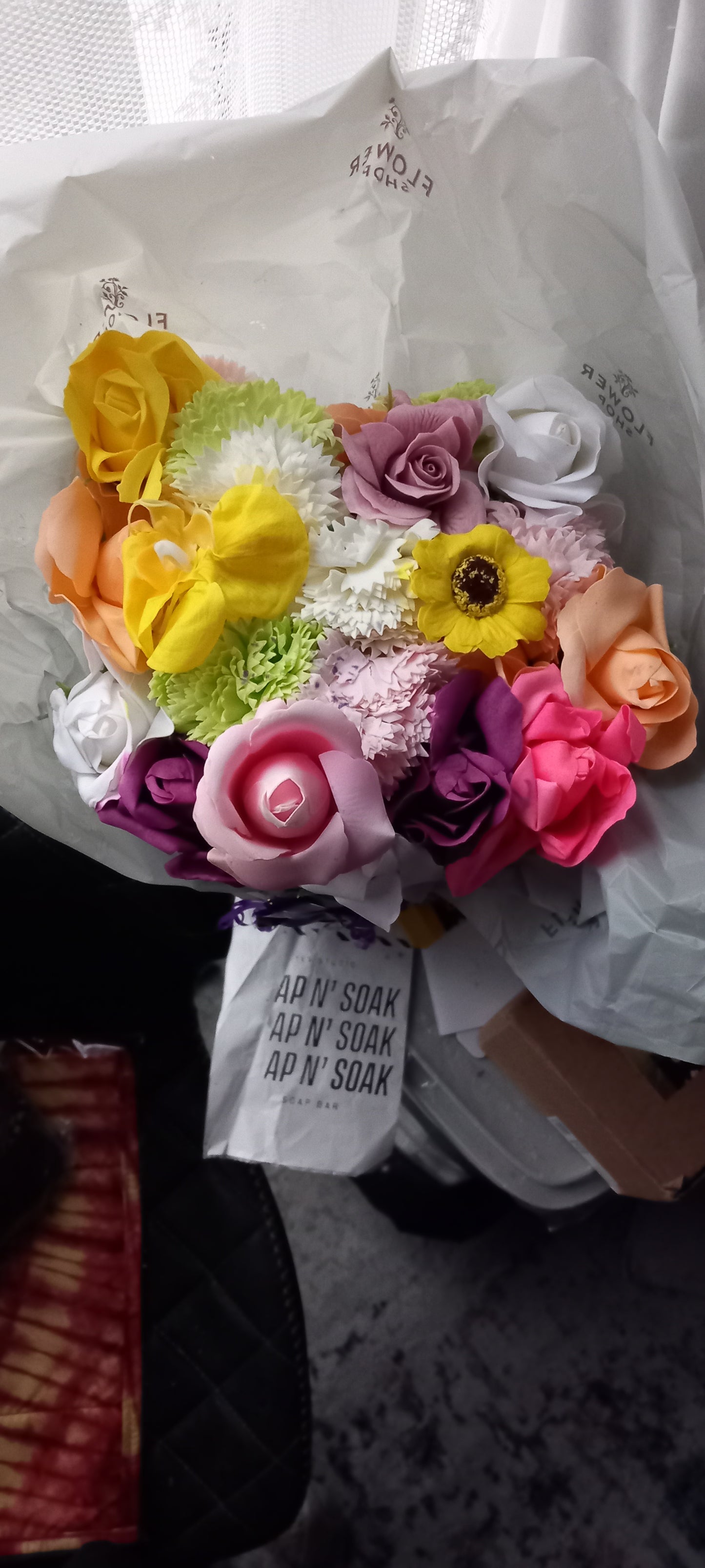 CLASS ACT CERAMIC CLAY POT FLOWER SOAP BOUQUET ARRANGEMENT