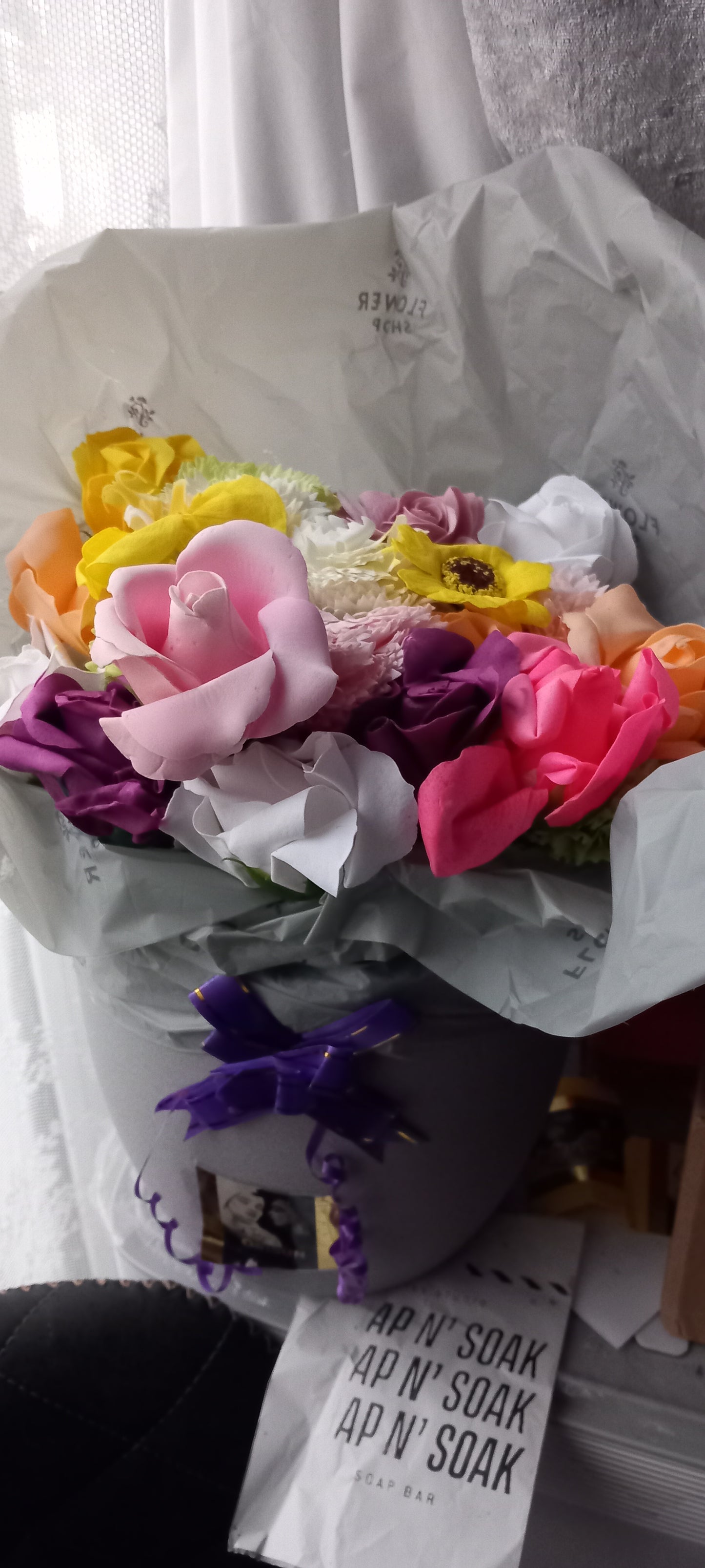 CLASS ACT CERAMIC CLAY POT FLOWER SOAP BOUQUET ARRANGEMENT