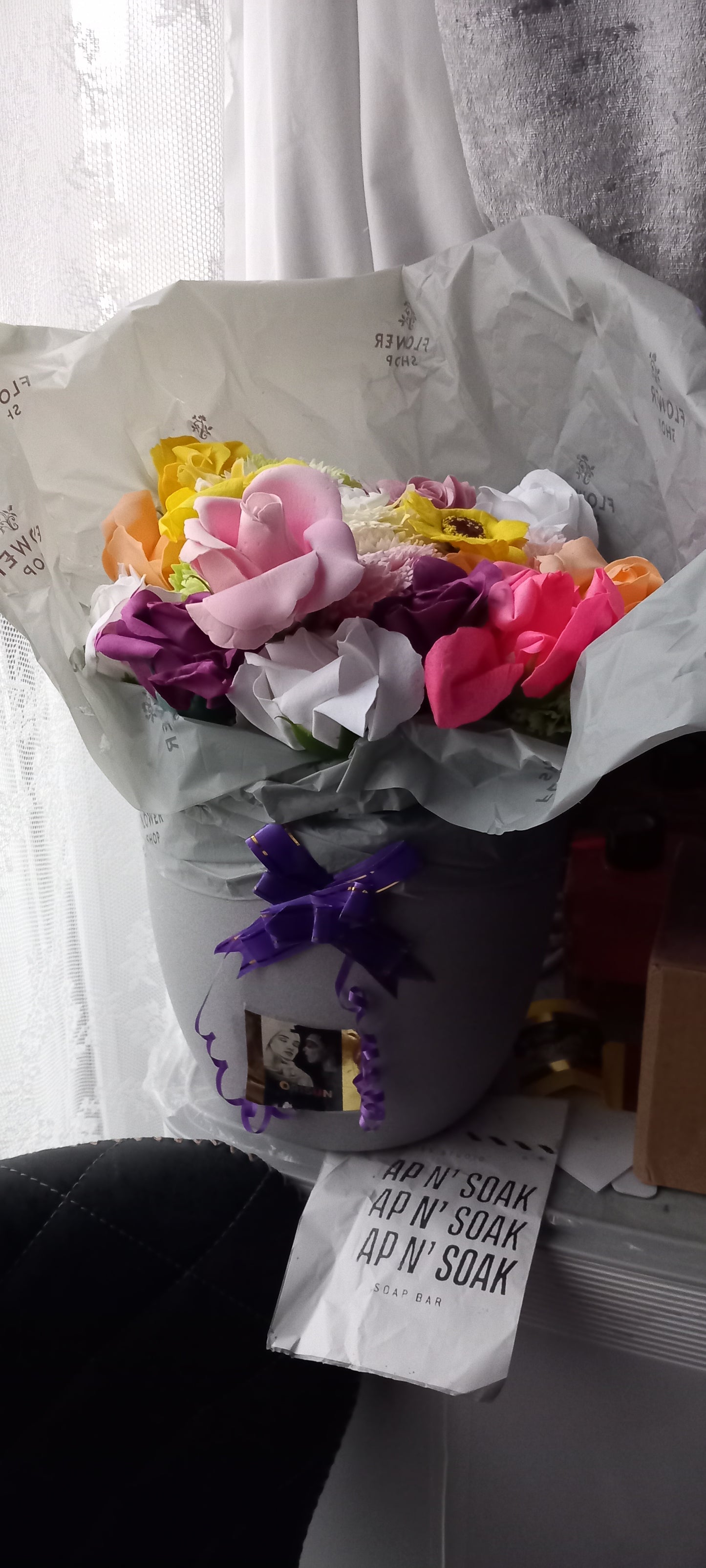 CLASS ACT CERAMIC CLAY POT FLOWER SOAP BOUQUET ARRANGEMENT