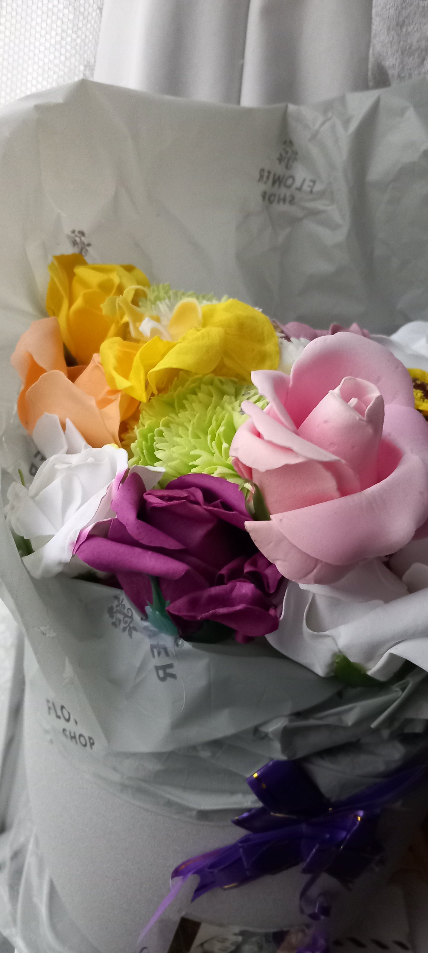CLASS ACT CERAMIC CLAY POT FLOWER SOAP BOUQUET ARRANGEMENT