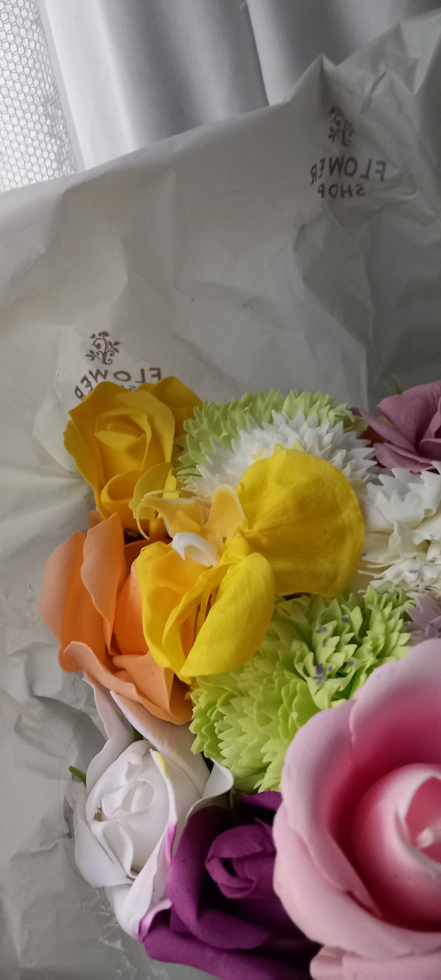 CLASS ACT CERAMIC CLAY POT FLOWER SOAP BOUQUET ARRANGEMENT