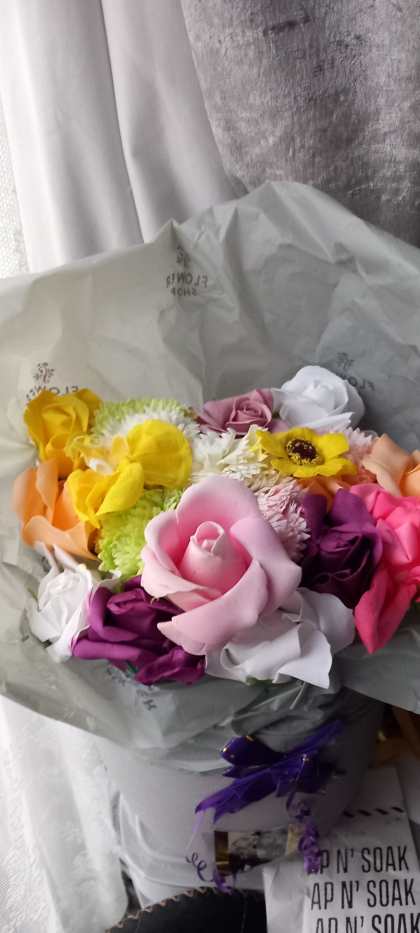 CLASS ACT CERAMIC CLAY POT FLOWER SOAP BOUQUET ARRANGEMENT