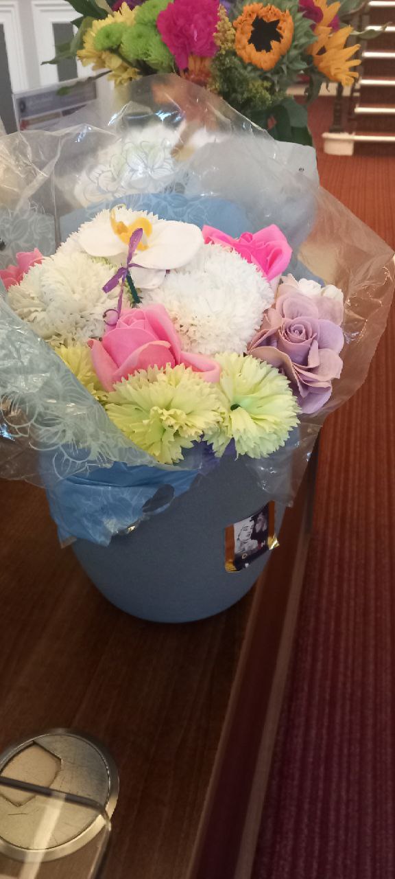 ROMEO & JULIET FLOWER SOAP BOUQUET ARRANGEMENT