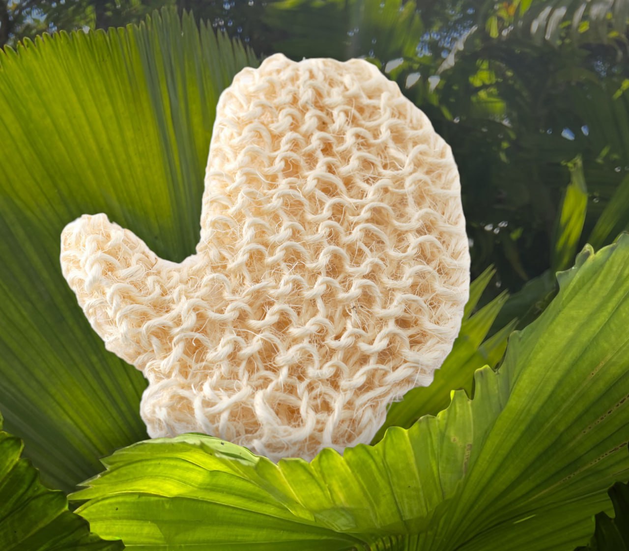 SPONGE AND SCRUB - EXFOLIATING BATH GLOVE