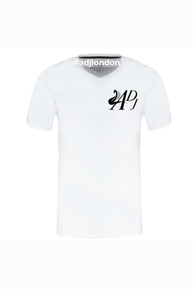WHITE SOLID SHORT SLEEVE V-NECK T-SHIRT