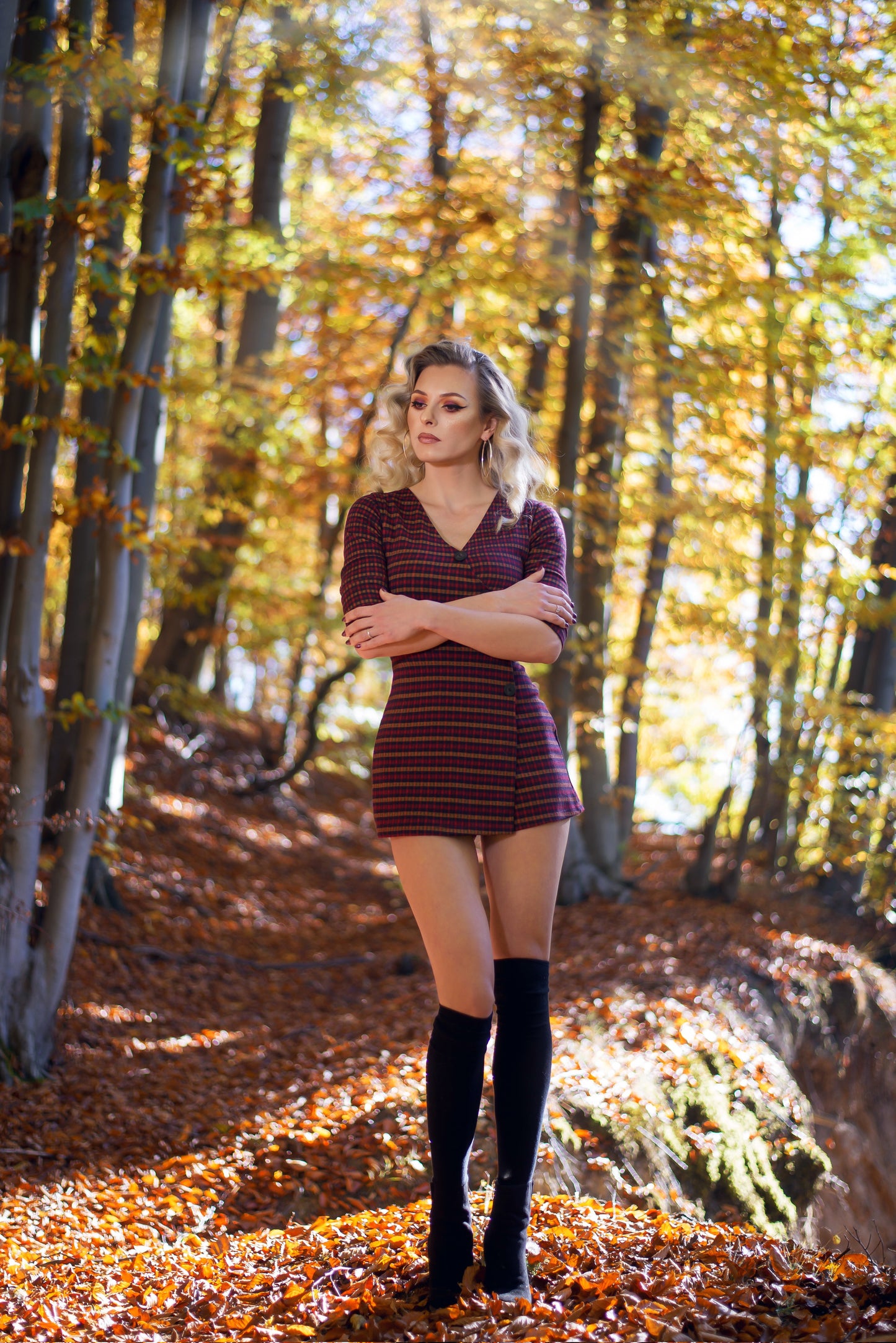 LONE WOMAN IN WOODS LONG SLEEVE