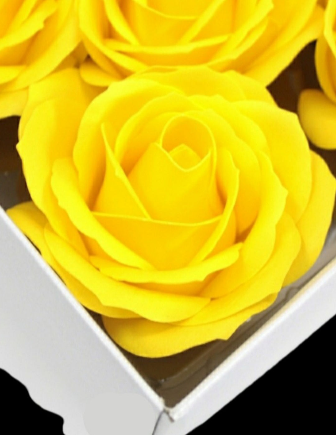 24 YELLOW ROSE HEADS LARGE SIZE FLOWER Soap Bouquet Box