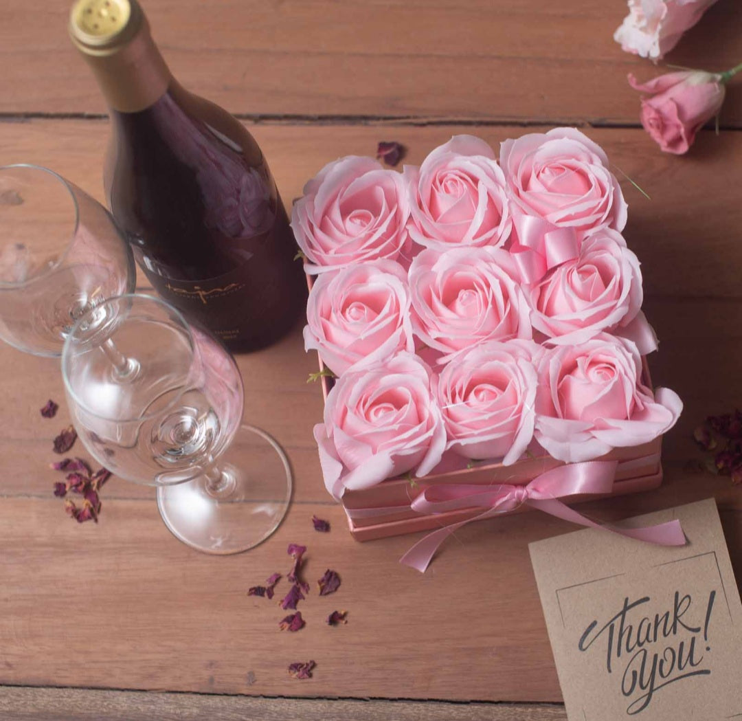 ROSE HEAD FLOWER SOAP IN DISPLAY BOX