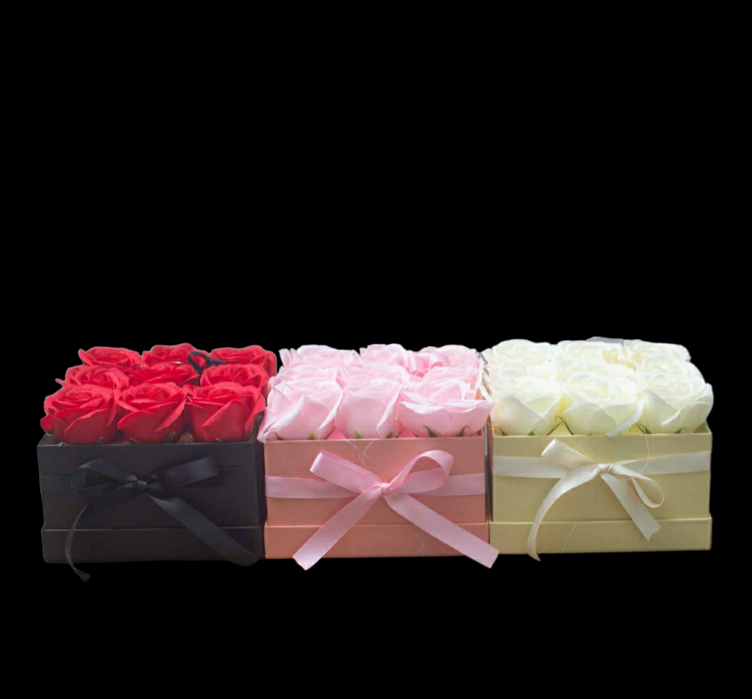 ROSE HEAD FLOWER SOAP IN DISPLAY BOX