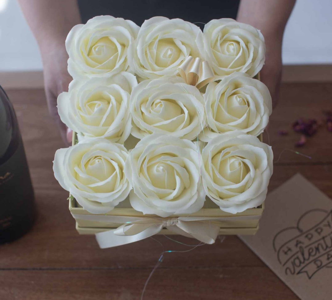 ROSE HEAD FLOWER SOAP IN DISPLAY BOX