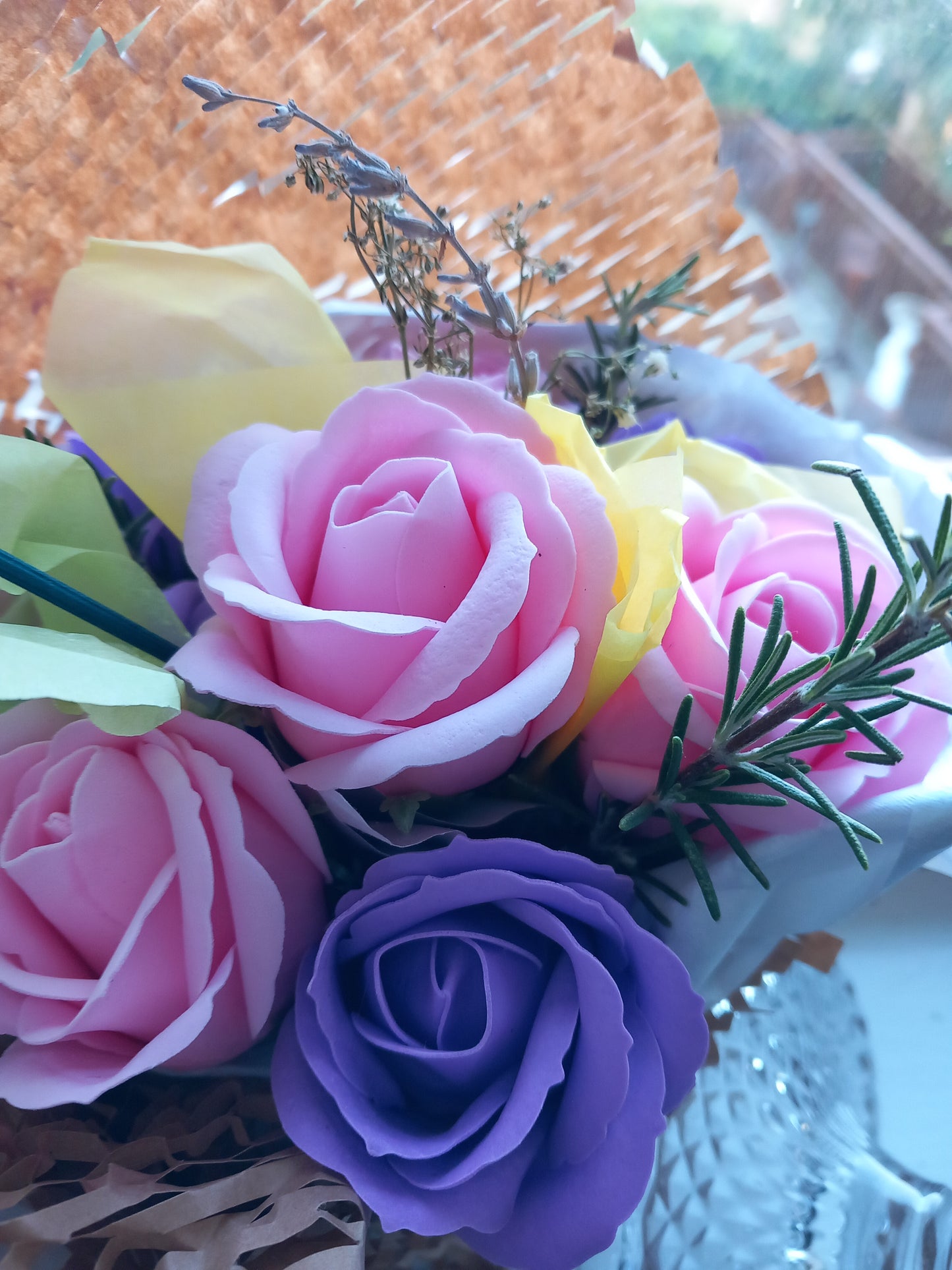 SOAP ROSE HEADS IN GLASSWARE