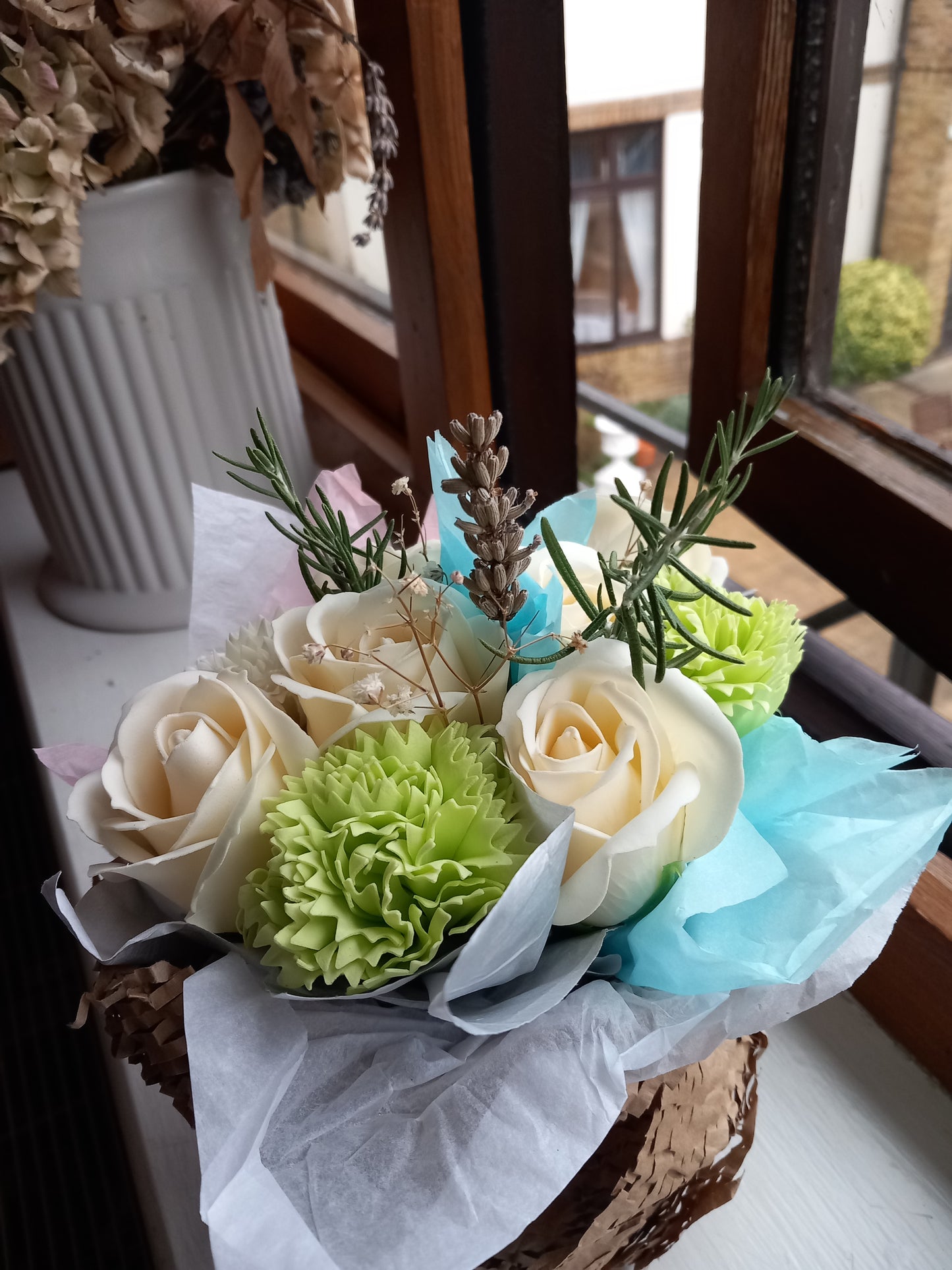 CREAM GREEN FLOWER SOAP IN GLASSWARE