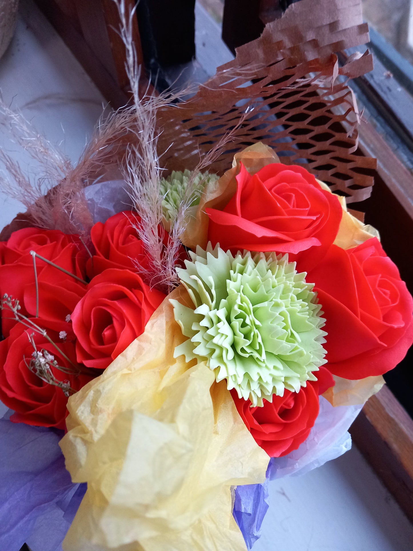 8 SUNSET ORANGE 2 GREEN CARNATIONS SOAP FLOWER OPTION IN GLASSWARE