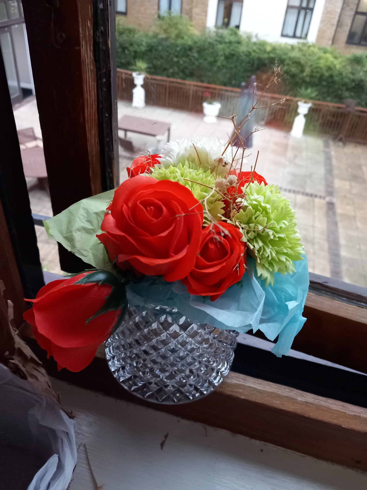 FLOWER SOAP SUNSET ORANGE MULTI MIX OPTION IN GLASSWARE