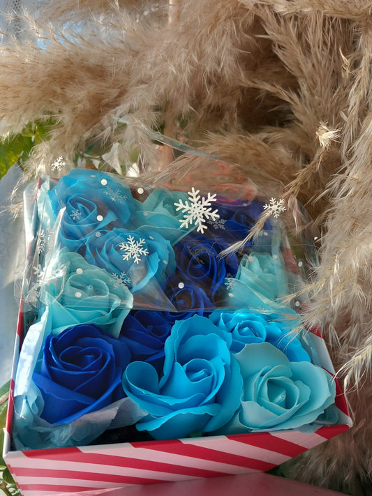 ALL BLUE SHADES ROSE HEADS FLOWER SOAP IN CANDY CANE COLOUR DISPLAY BOX
