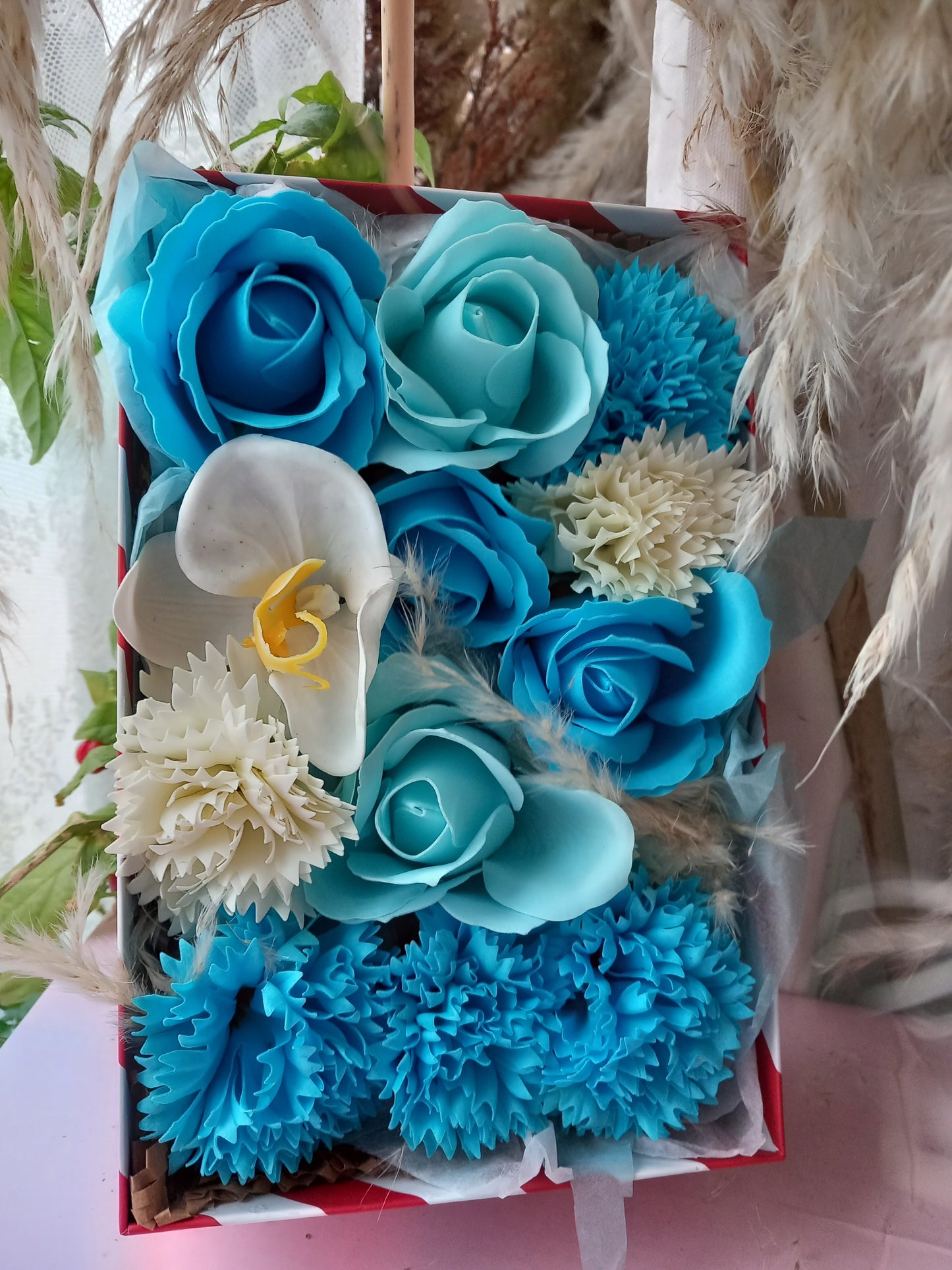 BLUE FLOWER SOAP IN CANDY CANE DISPLAY BOX