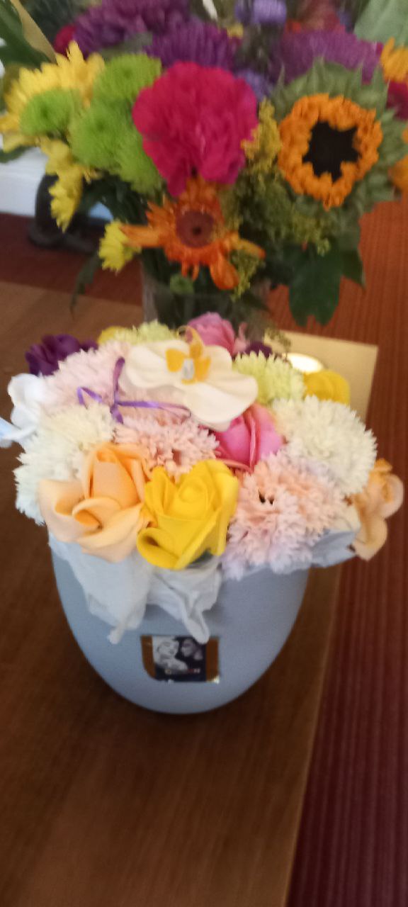 GREY CERAMIC CLAY POT FLOWER SOAP BOUQUET ARRANGEMENT
